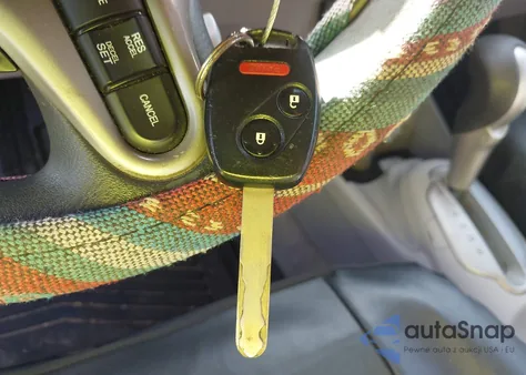 2010 Honda Insight Ex from USA, damaged, VIN JHMZE2H73AS017806